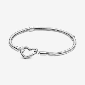 Pandora Moments Heart Closure Snake Chain Bracelet